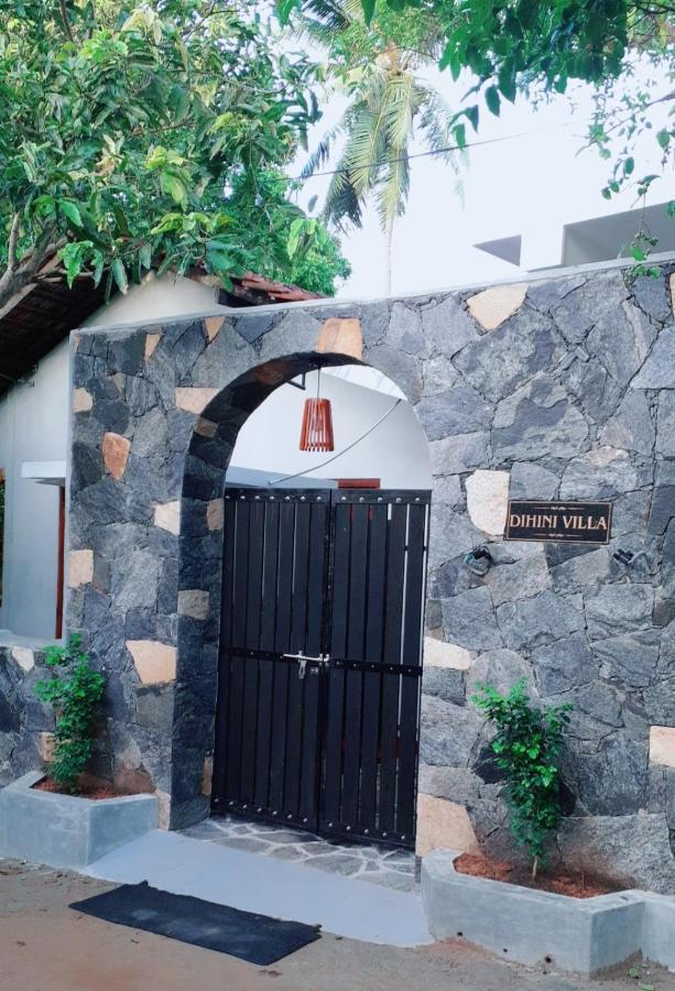Dihini Villa Unawatuna Luaran gambar